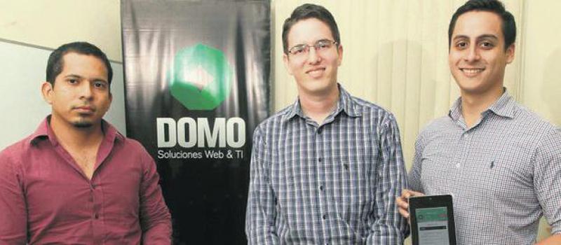Iván Campaña, Emil Aragundi y Alejandro Varas son los fundadores de Domo Soluciones Web & TI. Foto: Mario Faustos / LÍDERES