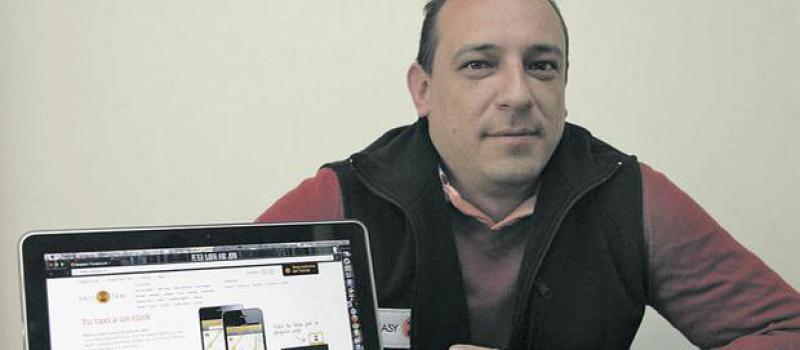 Galo Paguay / Líderes La aplicación ya está disponible para las diferentes plataformas, como: iOS, Blackberry y Android. Boris Paimann, gerente de Easy Taxi Ecuador, presentó su aplicación en el país el mes pasado.