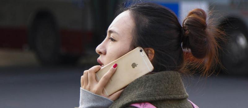 En diciembre de 2013, el 30% de teléfonos inteligentes que se vendía correspondía a Samsung. Apple llegaba al 18%. Foto: Rolex De la Peña/ EFE