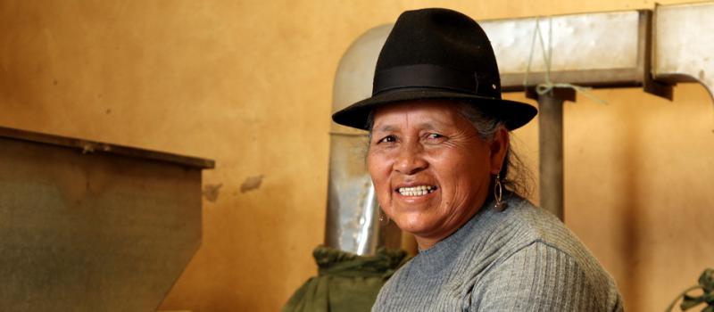 Rosa Guamán convirtió la lucha por los derechos de las mujeres en un emprendimiento social. Hoy dirige la asociación Jambi Kiwa que agrupa a 145 microempresarios. Foto: Armando Prado/ El Comercio
