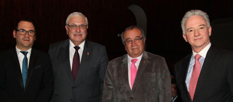 Alfredo Peña, presidente de Graiman, junto a Marcelo Cabrera, Iván Palacios, Ricardo Peña. Foto: Xavier Caivinagua/ ElComercio