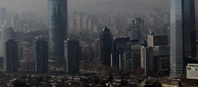 Chile es el país de América Latina que se encuentra más expuesto a una desaceleración de la actividad económica de China. Foto: Mario Ruiz/EFE.