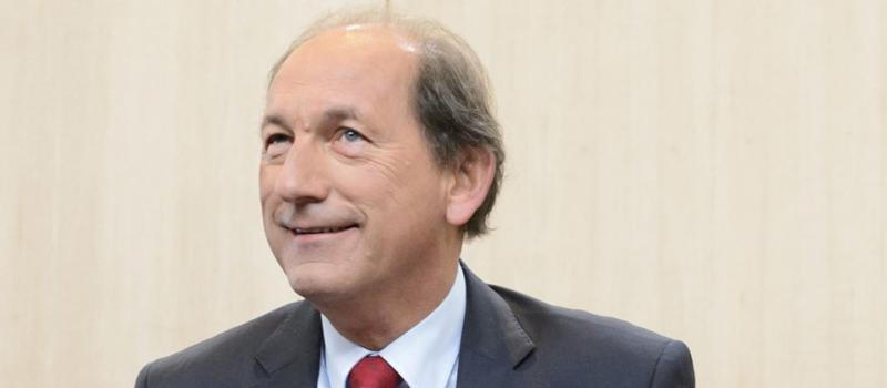 El CEO de Nestlé, Paul Bulcke indicó que la compañía obtuvo unos beneficios de 13 000 millones de euros en 2014. Foto: Laurent Gillieron/ EFE