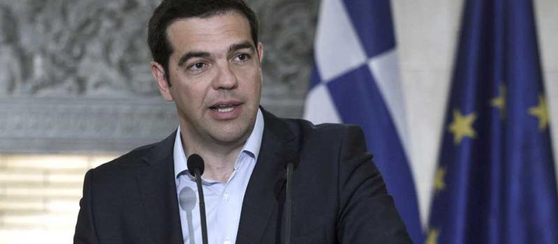 El primer ministro griego Alexis Tsipras aseguró que si Grecia no logra cerrar con los acreedores un acuerdo, la zona euro tendrá que "cargar con las consecuencias" de un "no" heleno. Foto: EFE
