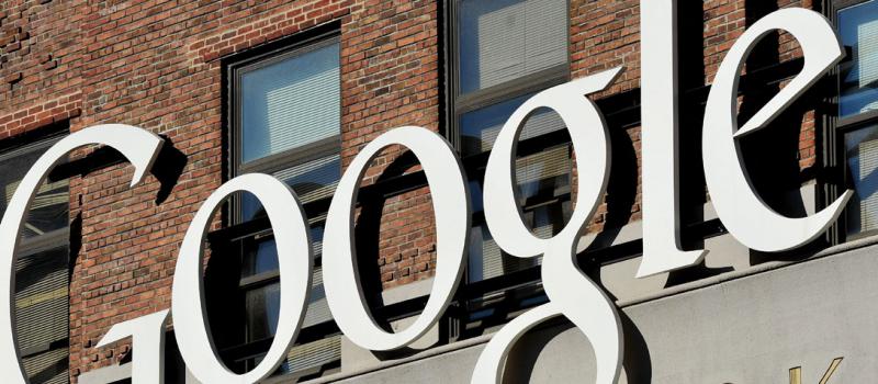 El buscador Google anunció una importante reestructuración por la que la empresa madre pasará a llamarse Alphabet. Foto: EFE
