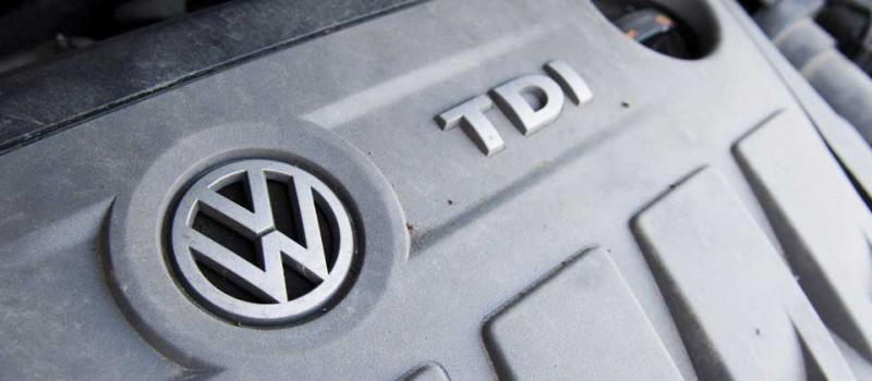 Volkswagen negó que las manipulaciones de los motores se haya extendido a sus modelos de autos a diesel. Foto: EFE