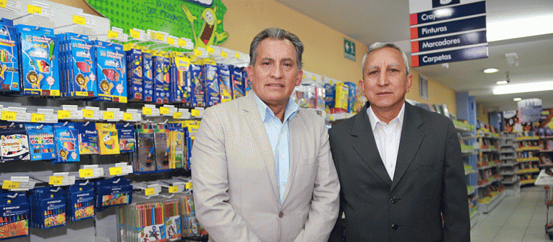 Los hermanos Otto y Ángel Segura son los fundadores de Dilipa. Esta empresa tiene hoy en día locales en Quito, Ibarra, Santo Domingo, Portoviejo y Ambato. Foto: Alfredo Lagla / Líderes