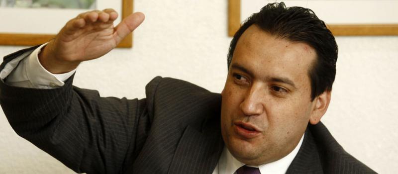El ministro de finanzas Fausto Herrera paso del quinto al decimotercer puesto en un ranking regional. Foto: Archivo