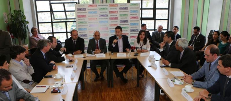 El alcalde Mauricio Rodas presidió la primera reunión del Consejo Consultivo de Competitividad en Quito. Foto: Cortesía