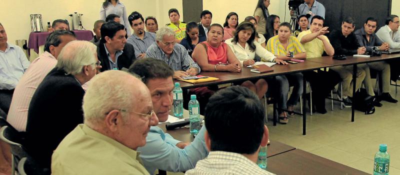 El sector hotelero de Manabí mantuvo reuniones de trabajo la semana pasada para analizar la rehabilitación de sus servicios. Foto: Enrique Pesantes / LÍDERES