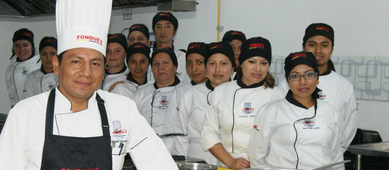El chef quiteño Freddy Chachapoya se radicó en Ibarra hace nueve años e instaló una de las primeras escuelas de cocina. Ahora planea abrir un centro de catering y eventos en Imbabura. Foto: Francisco Espinoza para LÍDERES