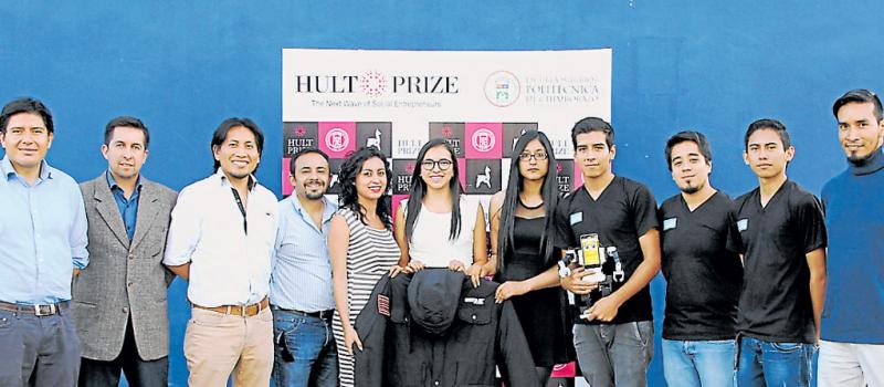 Los estudiantes de la Escuela Politécnica del Chimborazo que participan en el certamen de emprendimiento Hult Prize. Foto: William Tibán para LÍDERES