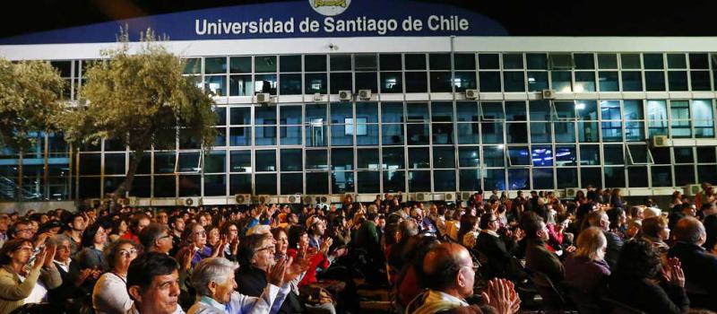 Cientos de chilenos asistieron a un concierto del conjunto chileno Inti Illimani. Foto: Referencial
