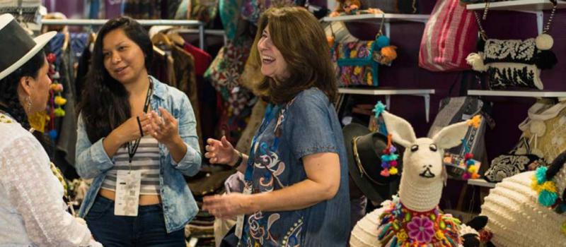 La feria Perú Moda y Gift Show 2017 atrajo a 700 compradores de 29 países para hacer negocios, la semana pasada. Foto: Facebook Oficial