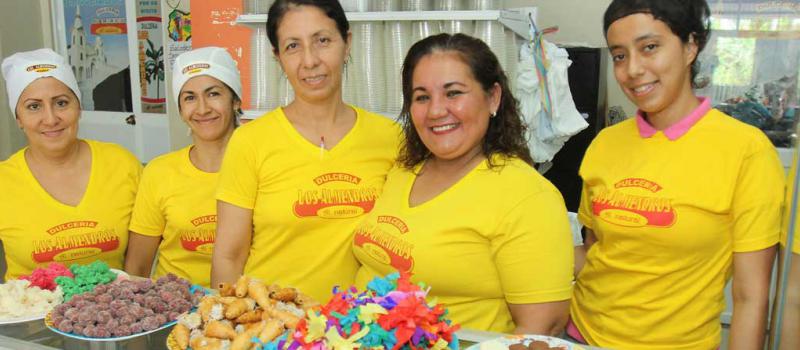 En Los Almendros se ofrecen 300 variedades de dulces, elaborados con productos de la zona como la leche. Fotos: Juan Carlos Pérez para LÍDERES