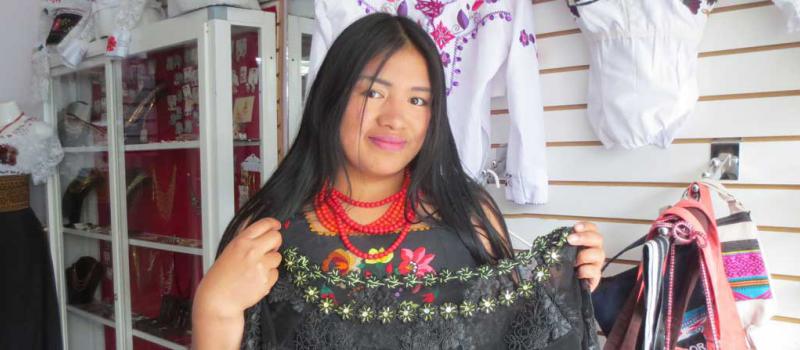 Sisa Morocho se inspira en la cosmovisión andina, los atuendos originarios y las tradiciones puruhaes. Foto: Cristina Márquez / LÍDERES