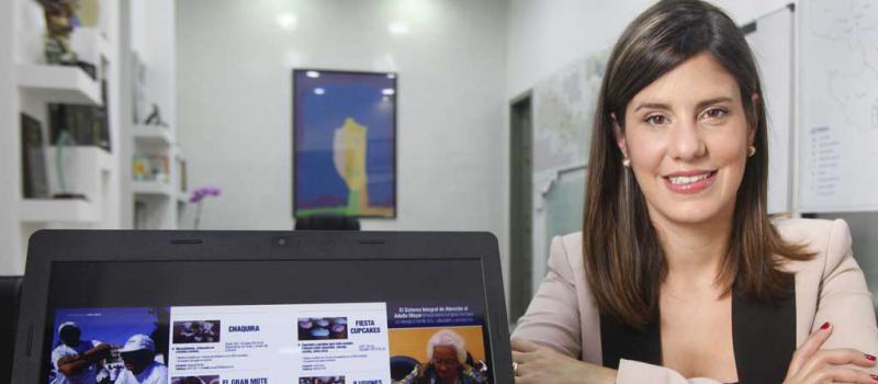 La versión digital del catálogo fue explicada por María Fernanda Pacheco, presidenta del Patronato San José del Municipio de Quito. Foto: Vicente Costales /LÍDERES