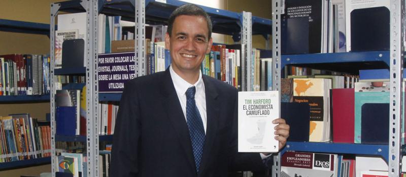Xavier Ordeñana, profesor investigador de la Escuela de Posgrado. Foto: Joffre Flores / LÍDERES