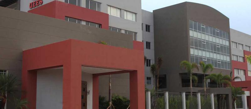 La Universidad de Especialidades Espíritu Santo (UEES) tiene su sede en Guayaquil; se ubicó en el puesto 25 de un ranking. Foto: Archivo / LÍDERES