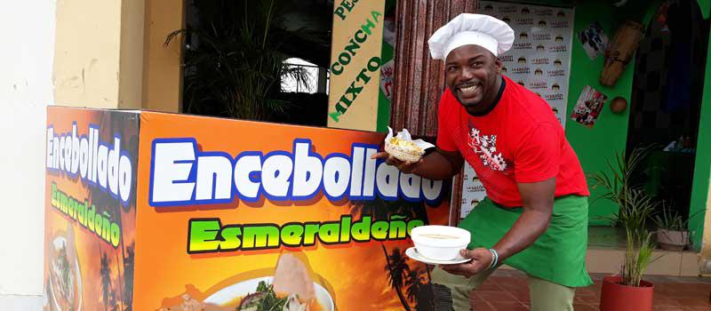 Frixon Angulo instaló hace un año un restaurante, que rescata la tradición gastronómica afrodescendiente. Foto: Juan Carlos Përez para LÍDERES