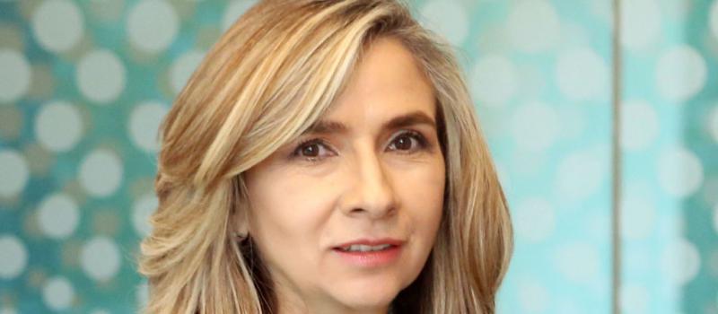 En el 2018 se convirtió en la primera mujer en ser Vicepresidenta de Tecnología y Operaciones de Red en Telefónica Ecuador
