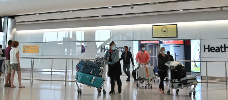 El aeropuerto londinense de Heathrow, el mayor de Europa, sufrió un desplome del 97% en el número de pasajeros en abril. No espera una recuperación en el corto plazo.
