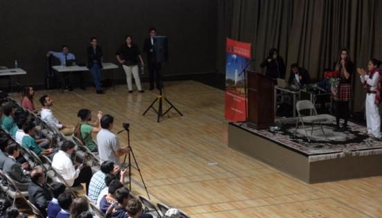 El pasado 21 de mayo se cumplió la charla El viaje del emprendedor, en la Universidad San Francisco de Quito. Asistieron estudiantes de secundaria. Foto: LÍDERES.