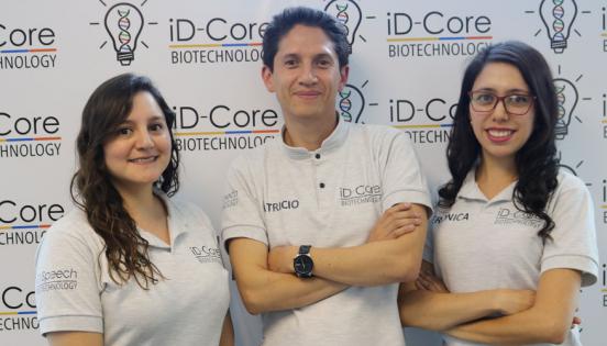 Jessica Gordón, Patricio Orozco y Verónica Sánchez, ingenieros en biotecnología y fundadores de la empresa iD-Core Biotechnology.