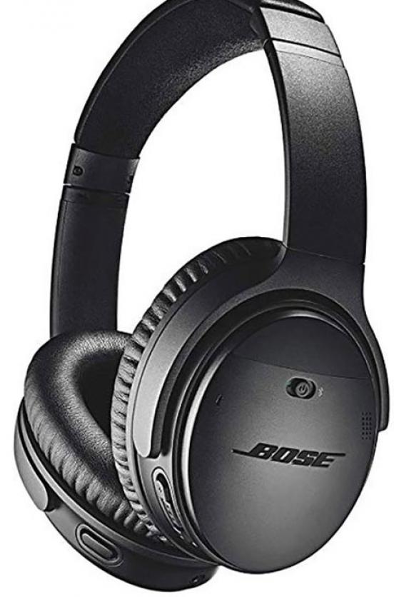Bose QuietComfort 35 II. Estos ‘headphones’ ofrecen una calidad de audio ‘premium’ y cancelación de ruido. La batería dura más de 20 horas. USD 299.