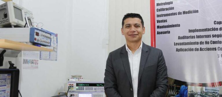 Ellos ponen a punto los instrumentos de medición