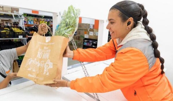 Dos empresas se unen para realizar entregas ultra rápidas en Ecuador